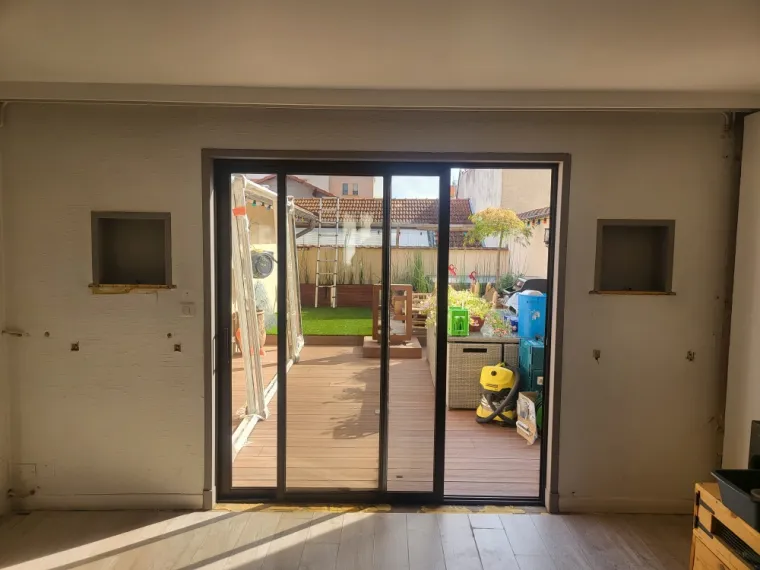 REMPLACEMENT BAIE VITREE A LE COTEAU