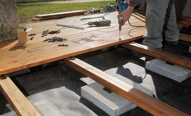 Installation de terrasse en bois, Roanne, Les Ouvertures Melot