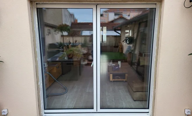 REMPLACEMENT BAIE VITREE A LE COTEAU