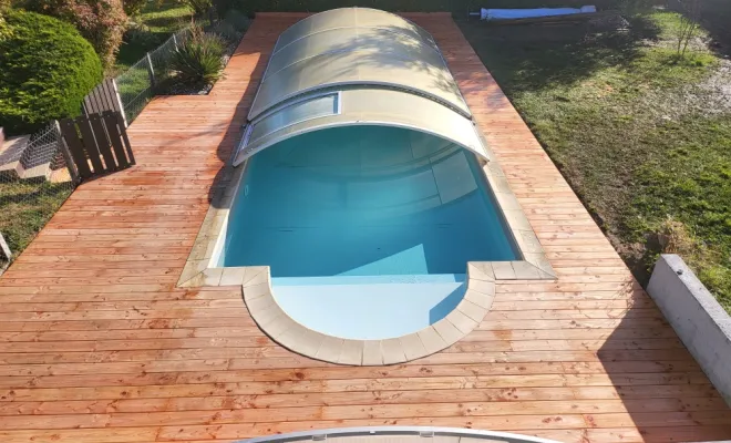 INSTALLATION TERRASSE BOIS EN DOUGLAS SUR RENAISON, Roanne, Les Ouvertures Melot