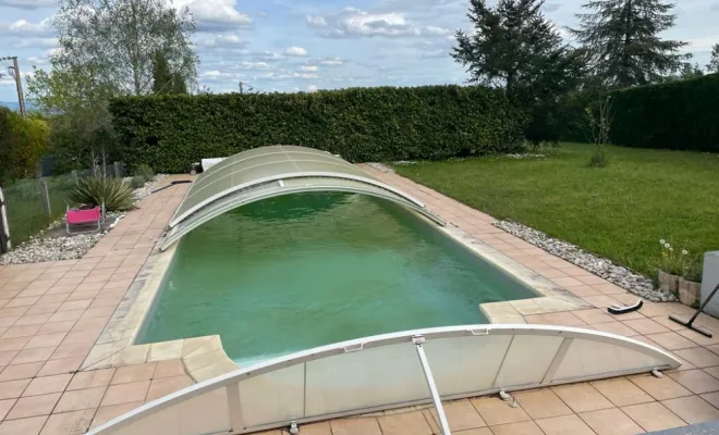 INSTALLATION TERRASSE BOIS EN DOUGLAS SUR RENAISON, Roanne, Les Ouvertures Melot